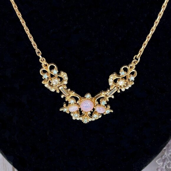 Vintage Estate Necklace Gold Tone Chain Pink Moon Glass Seed Pearls Aqua Crystal - Picture 4 of 9
